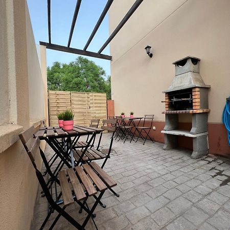 Apartamentos Sevilla Deluxe Rosales Los Rosales  Екстериор снимка